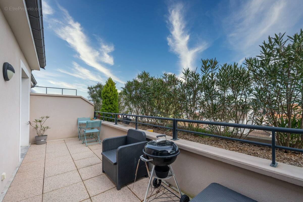 Appartement à TREMBLAY-EN-FRANCE