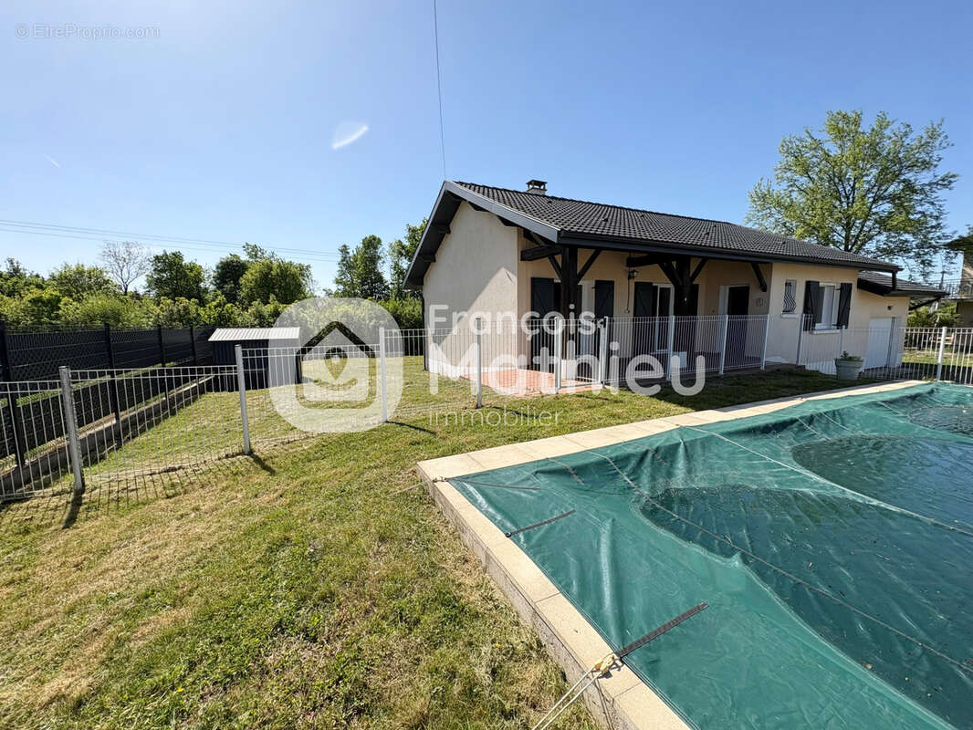 Maison à LE PLANTAY