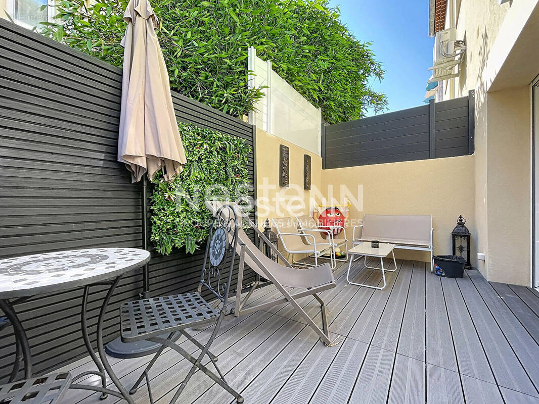 Appartement à VALLAURIS