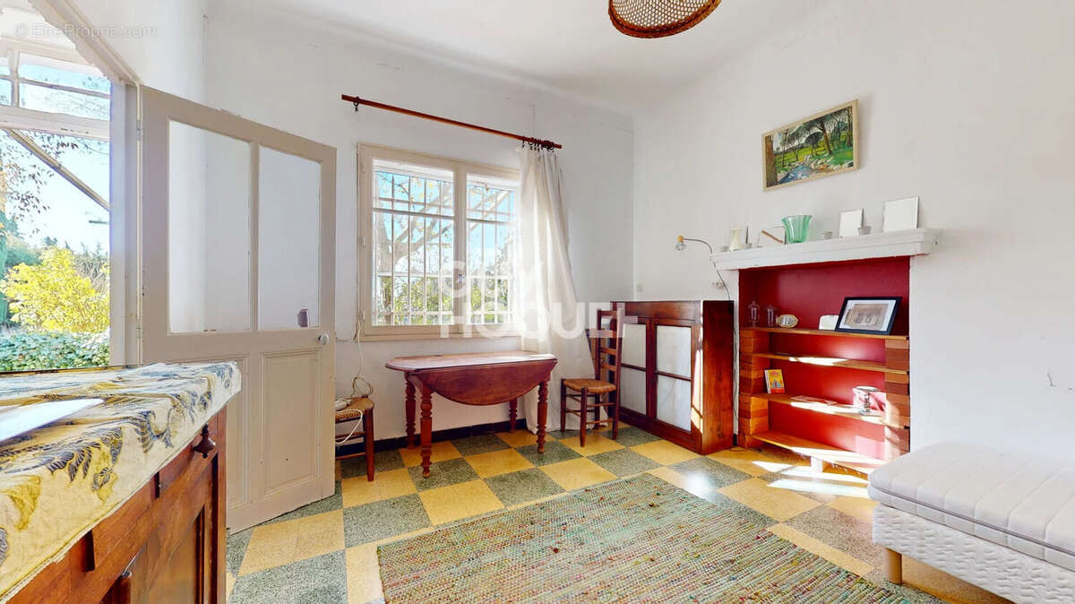 Maison à L&#039;ISLE-SUR-LA-SORGUE