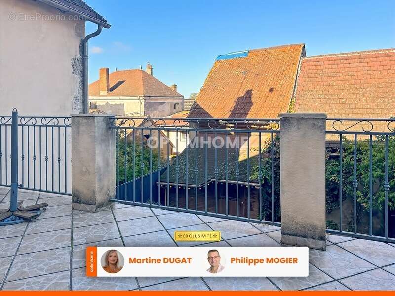 Maison à SAINT-GERAND-LE-PUY