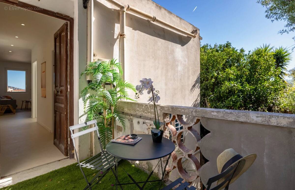 Appartement à BEAULIEU-SUR-MER