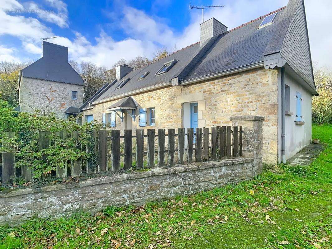 Maison à LANDUDEC