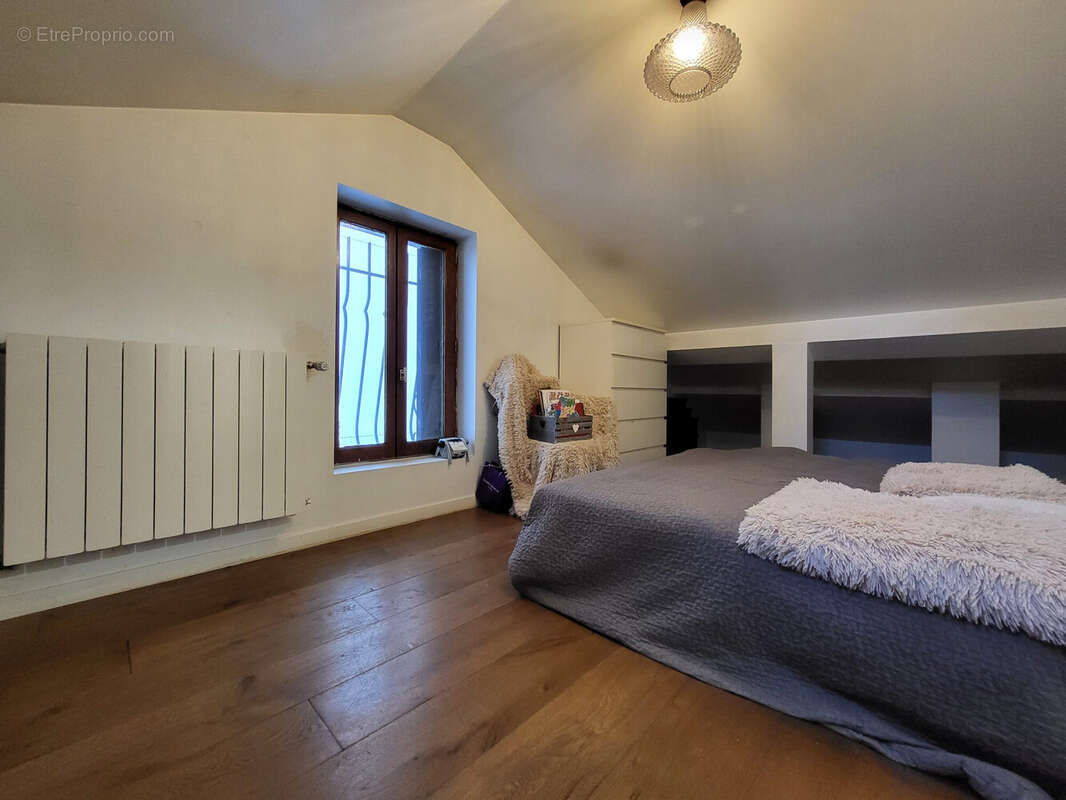 Chambre parentale - Maison à ASNIERES-SUR-SEINE