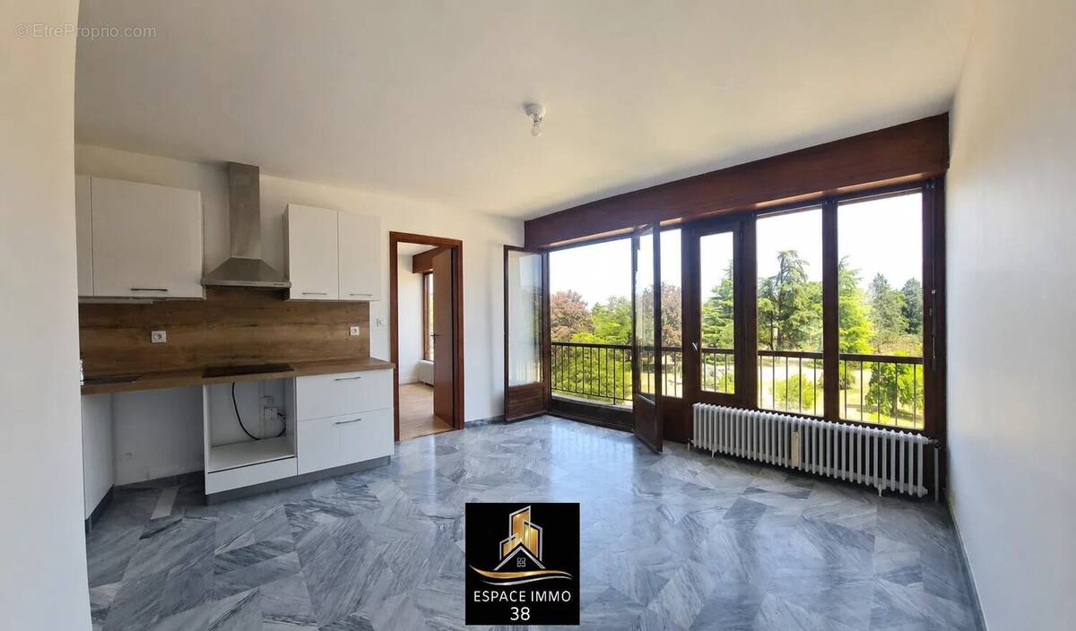 Appartement à ECHIROLLES