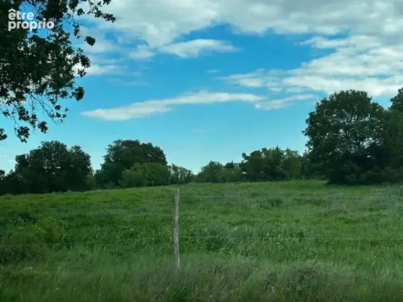 Photo Terrain à Blauzac au prix de 77 900€