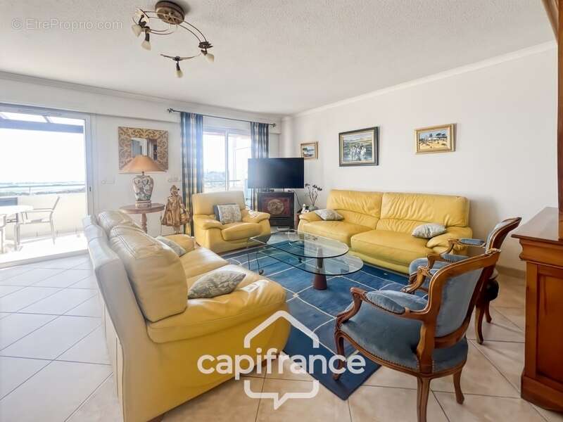 Appartement à HYERES