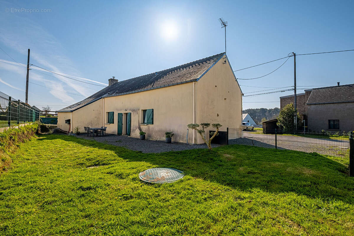 Maison à FEREL