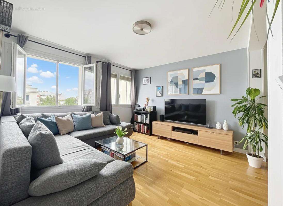 Appartement à MONTROUGE