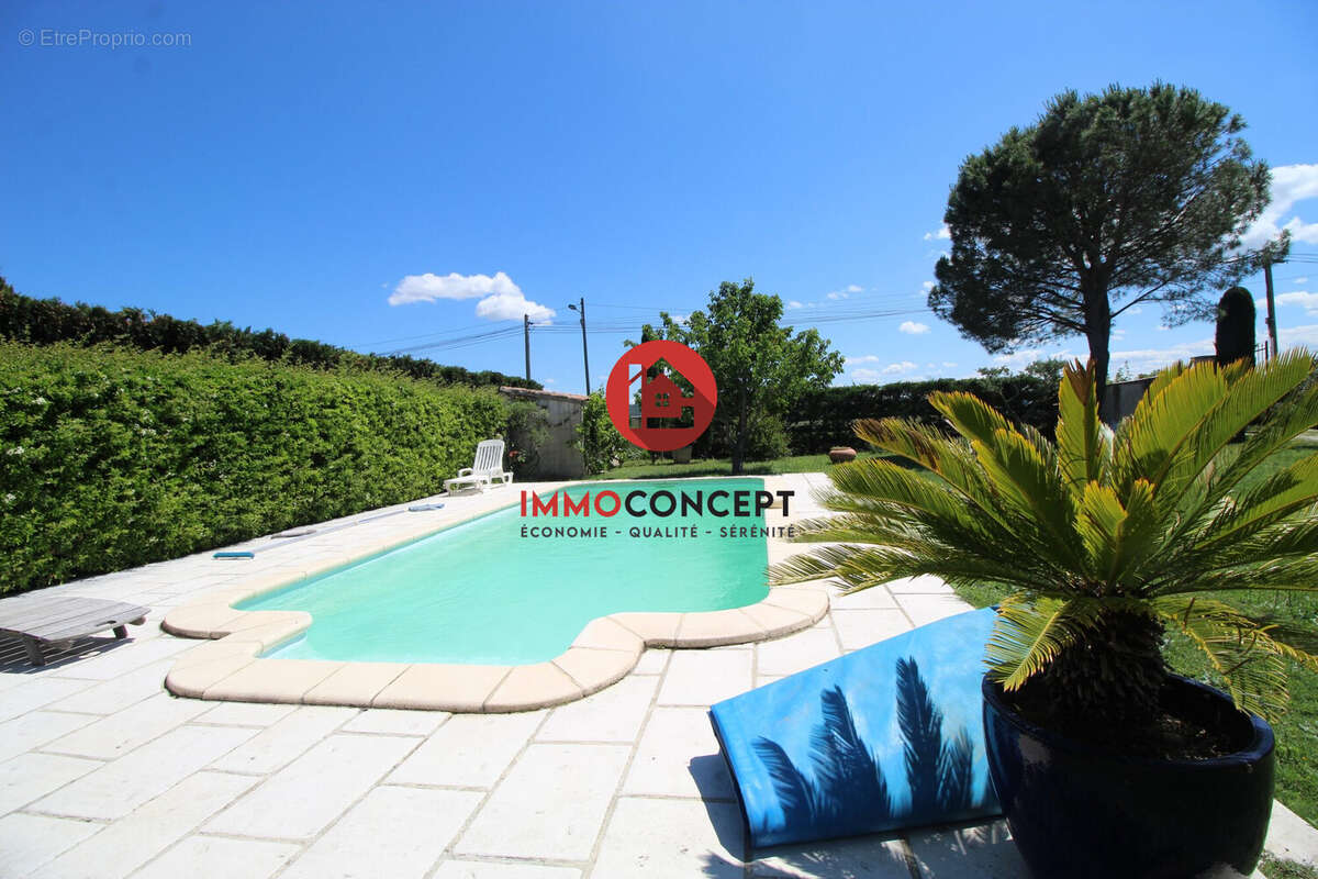 Maison à ROCHEFORT-DU-GARD