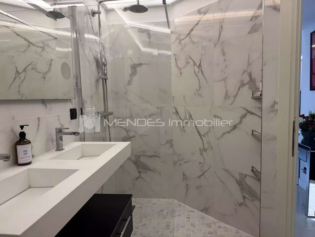 Appartement à CAP-D'AIL