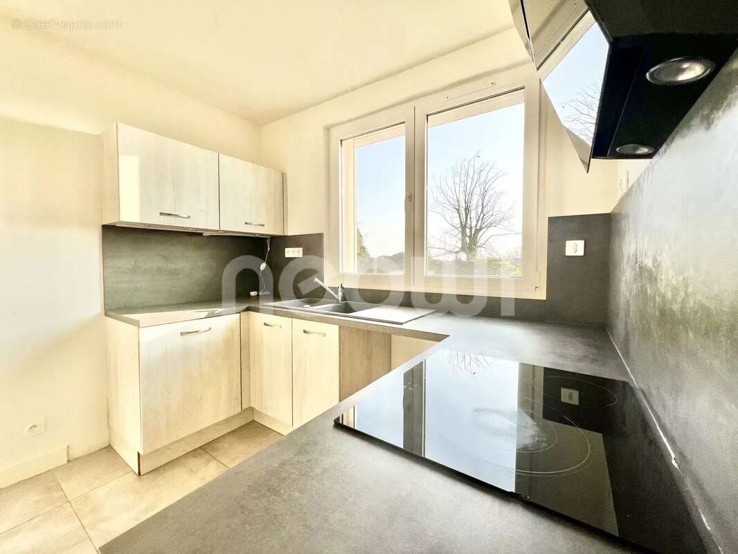 Maison à AIGUEPERSE