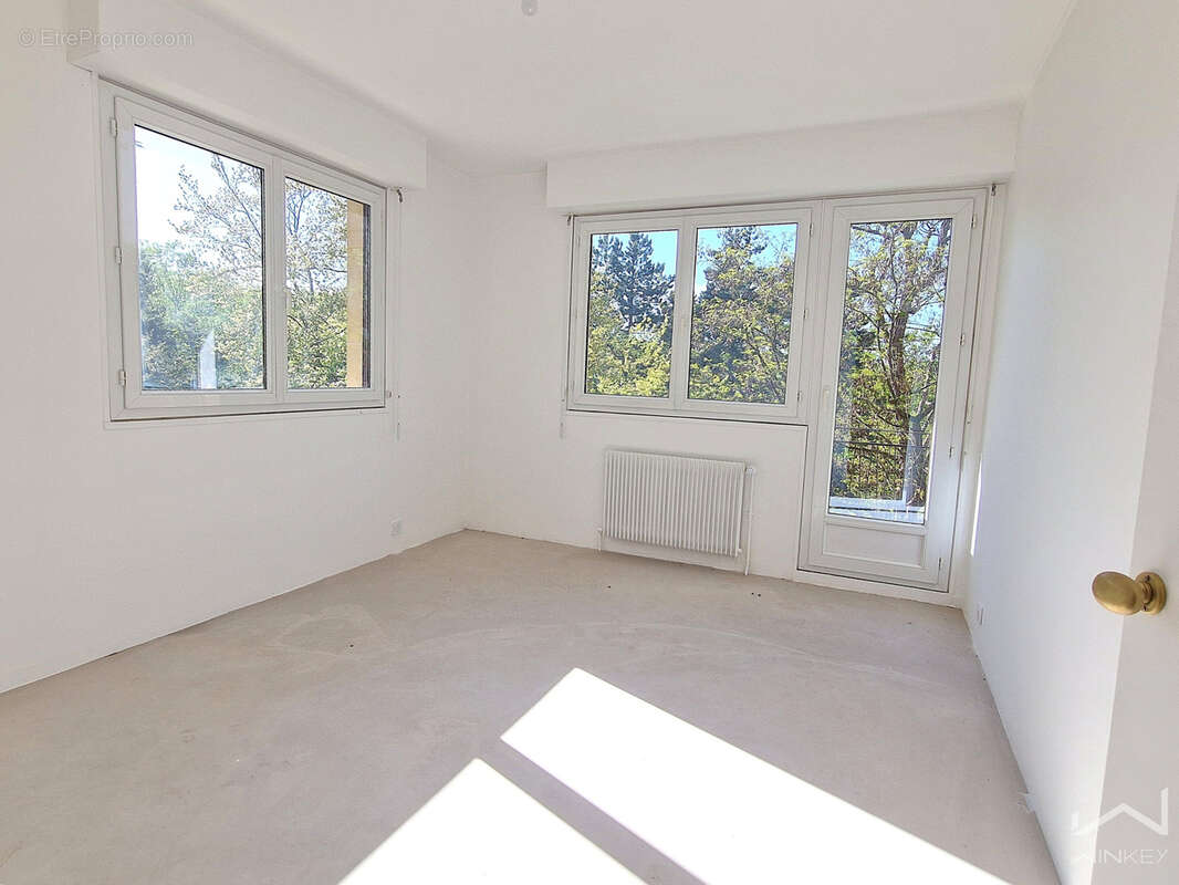 Appartement à ETIOLLES