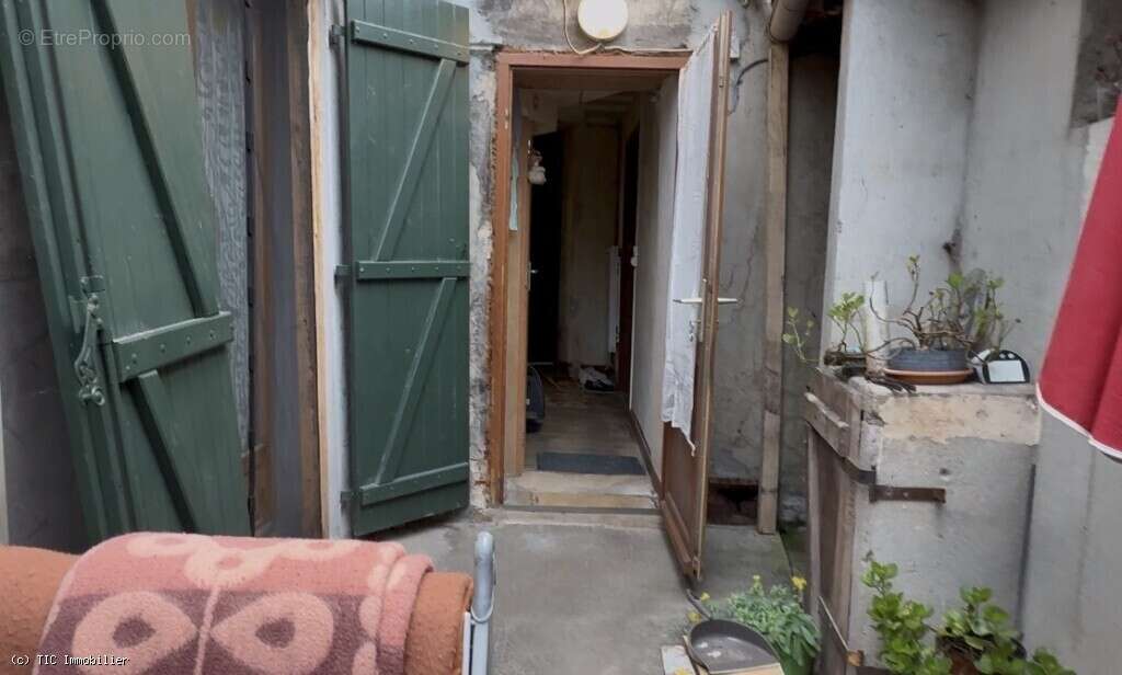 Maison à RUFFEC