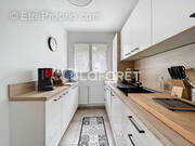 Appartement à ISNEAUVILLE