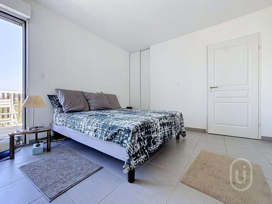 Montpellier - port marianne t4 dernier etage - terrasse 72 m² - garage - photo 8
