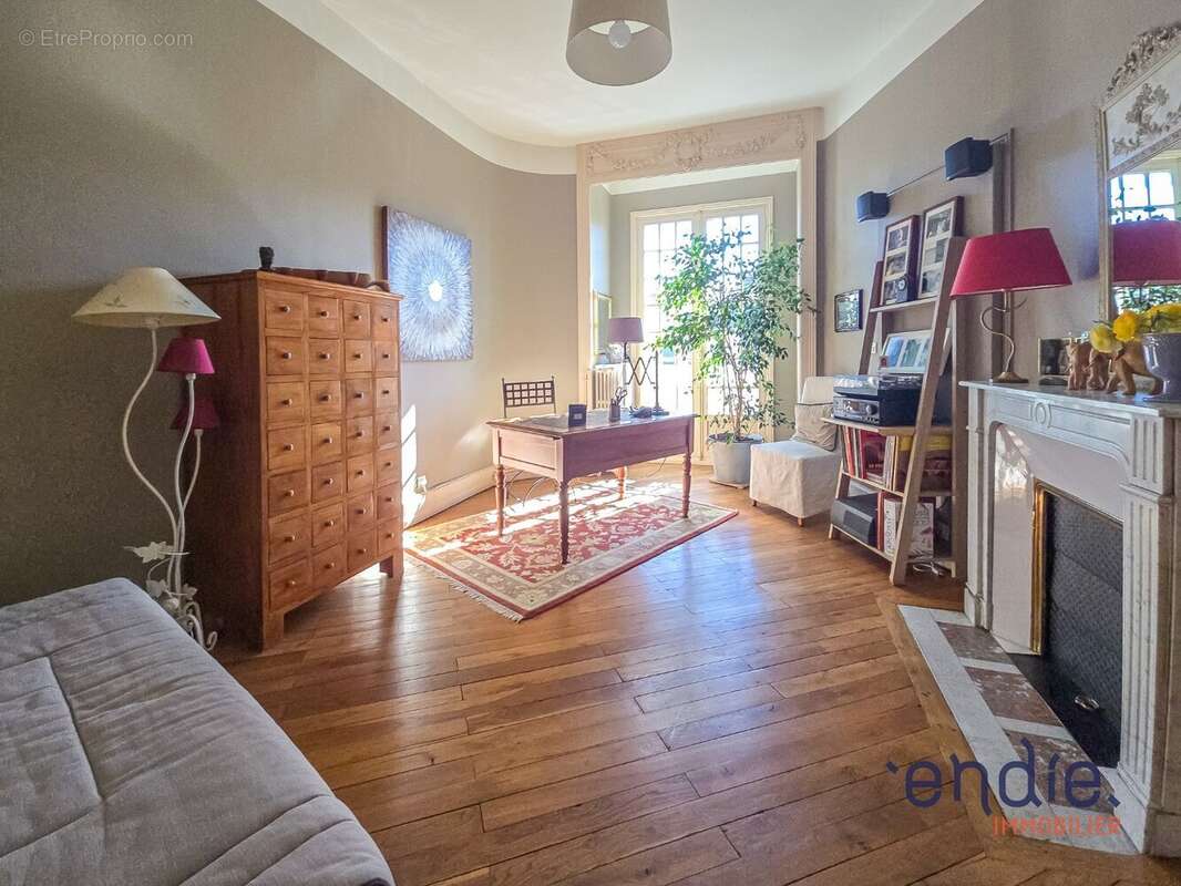 Appartement à MOULINS