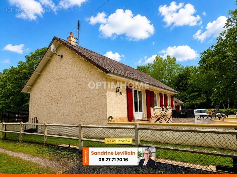 Maison à BOIS-NORMAND-PRES-LYRE