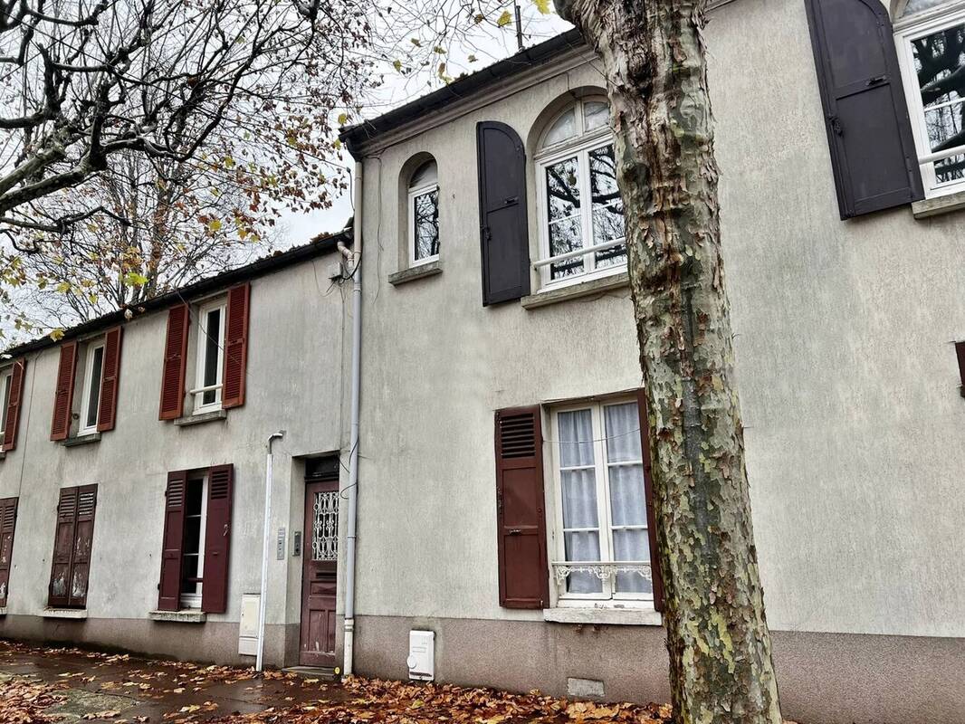 Appartement à SAINT-MAUR-DES-FOSSES