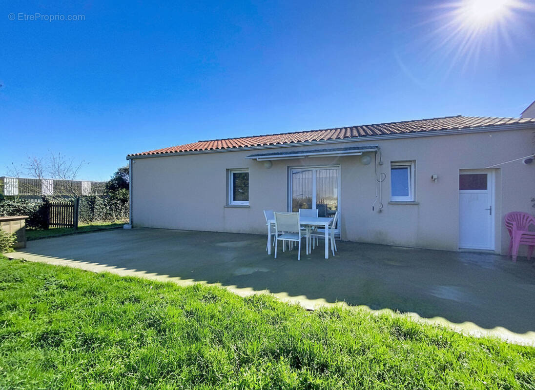 Maison à MACHE