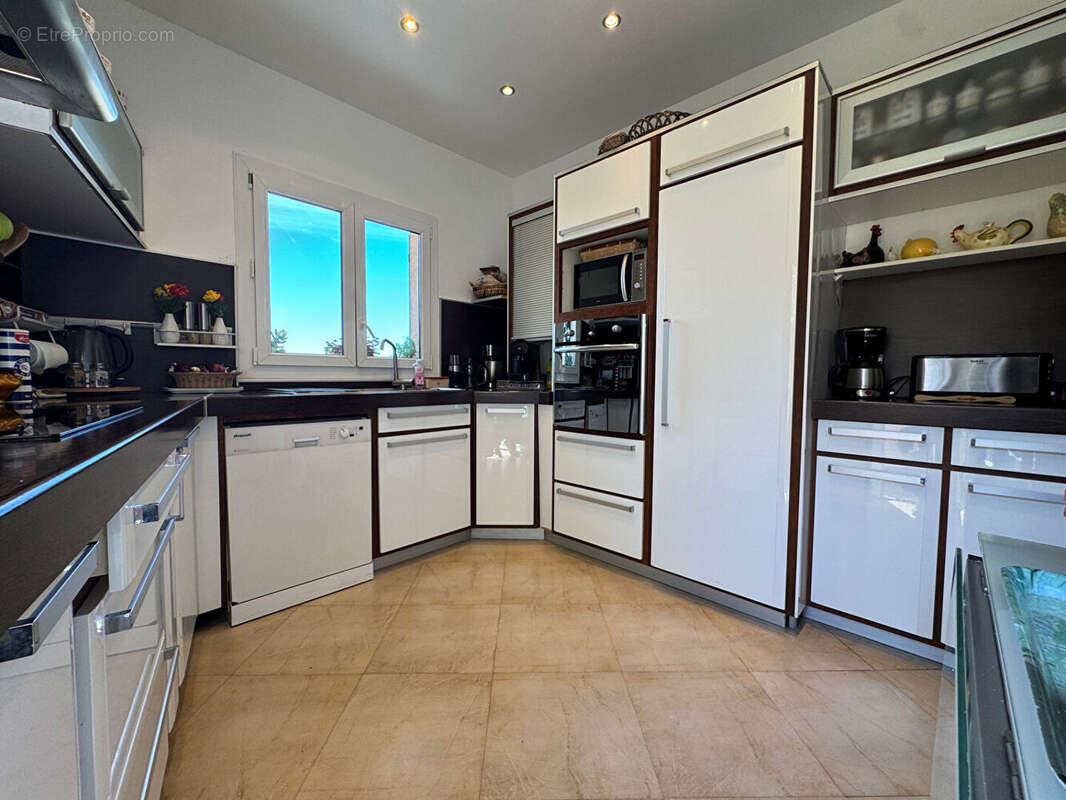 Maison à MARSEILLE-10E