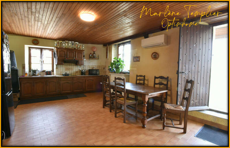 Maison à ANGOUS