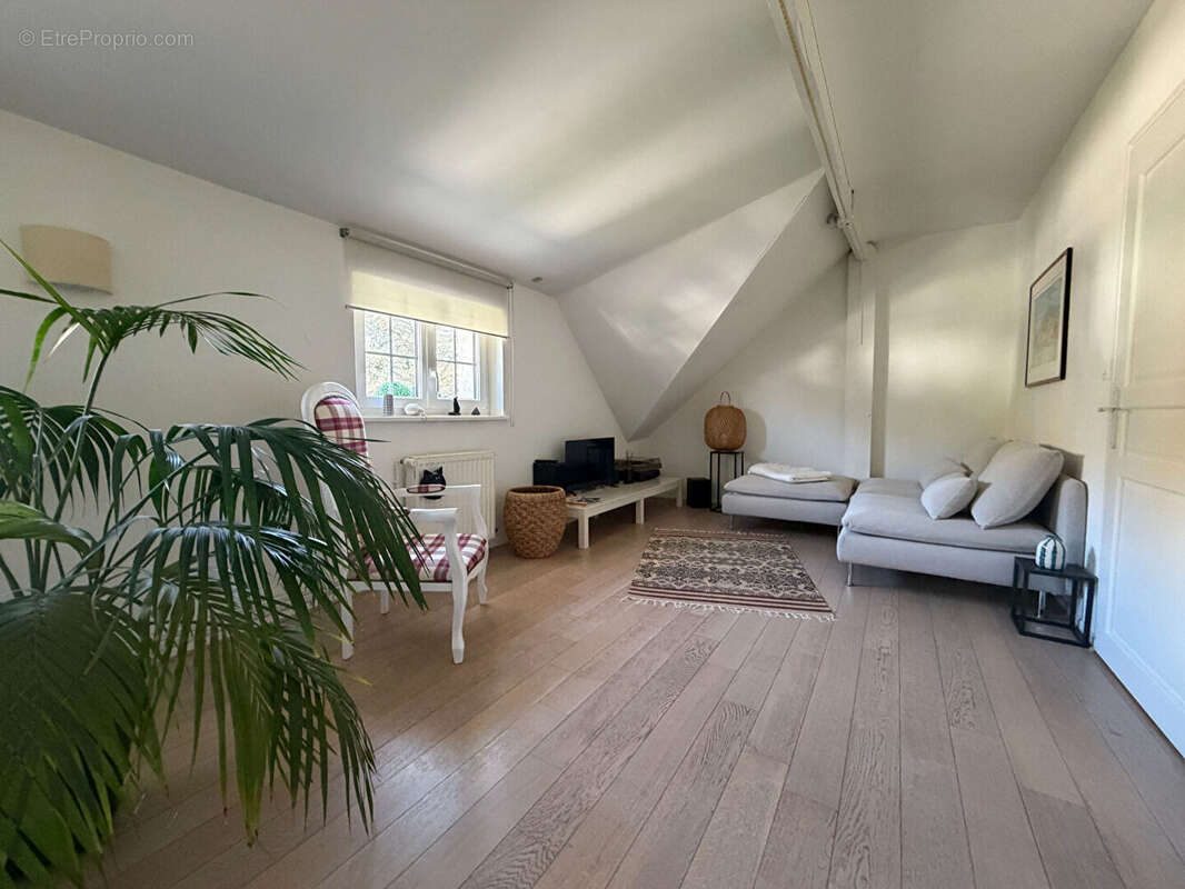 Maison à MARLY