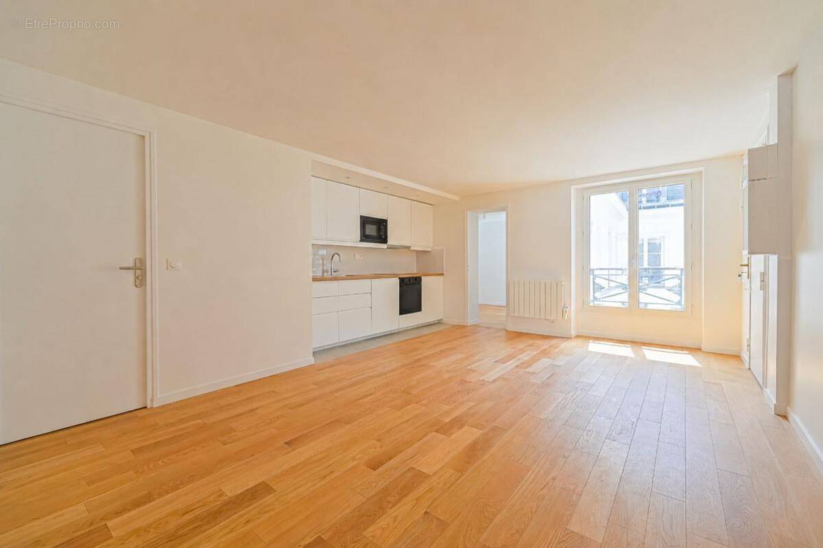 Appartement à PARIS-9E
