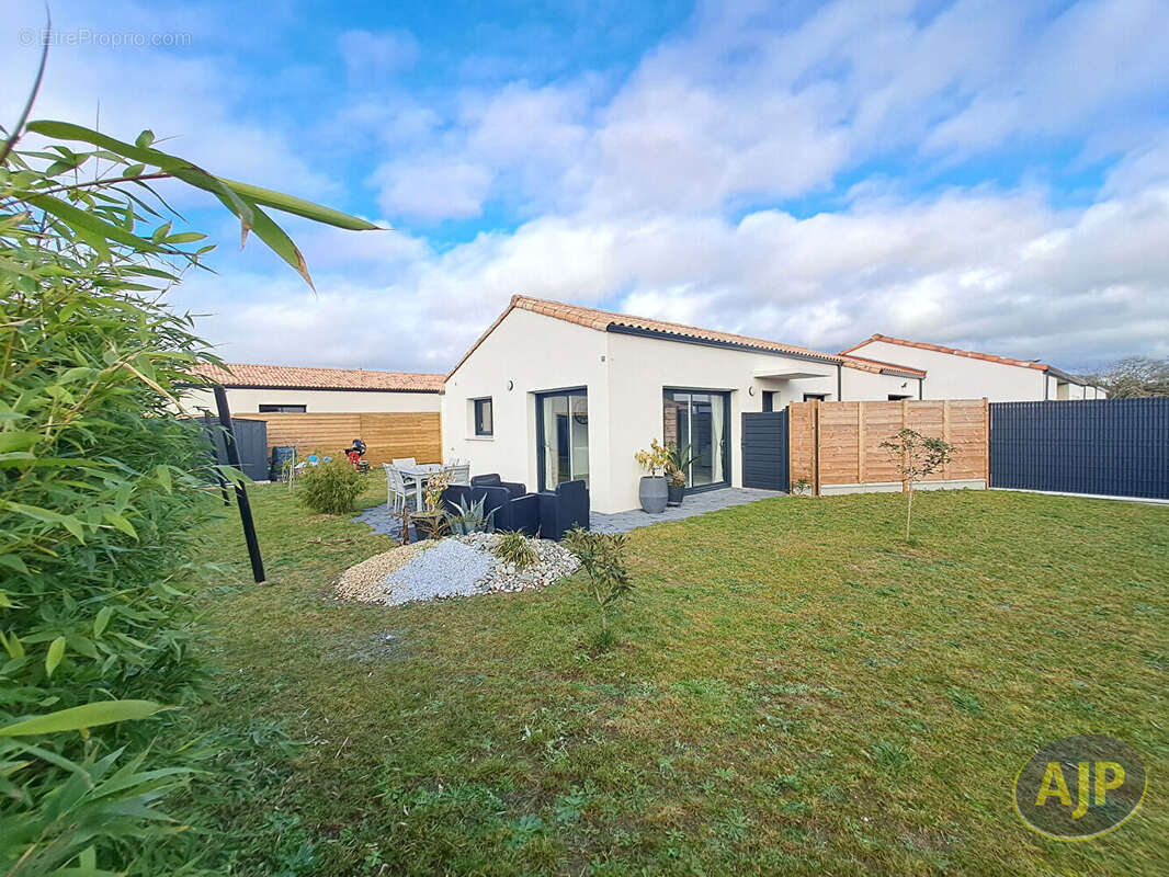 CHALLANS - Maison 3 chambres - photo 11