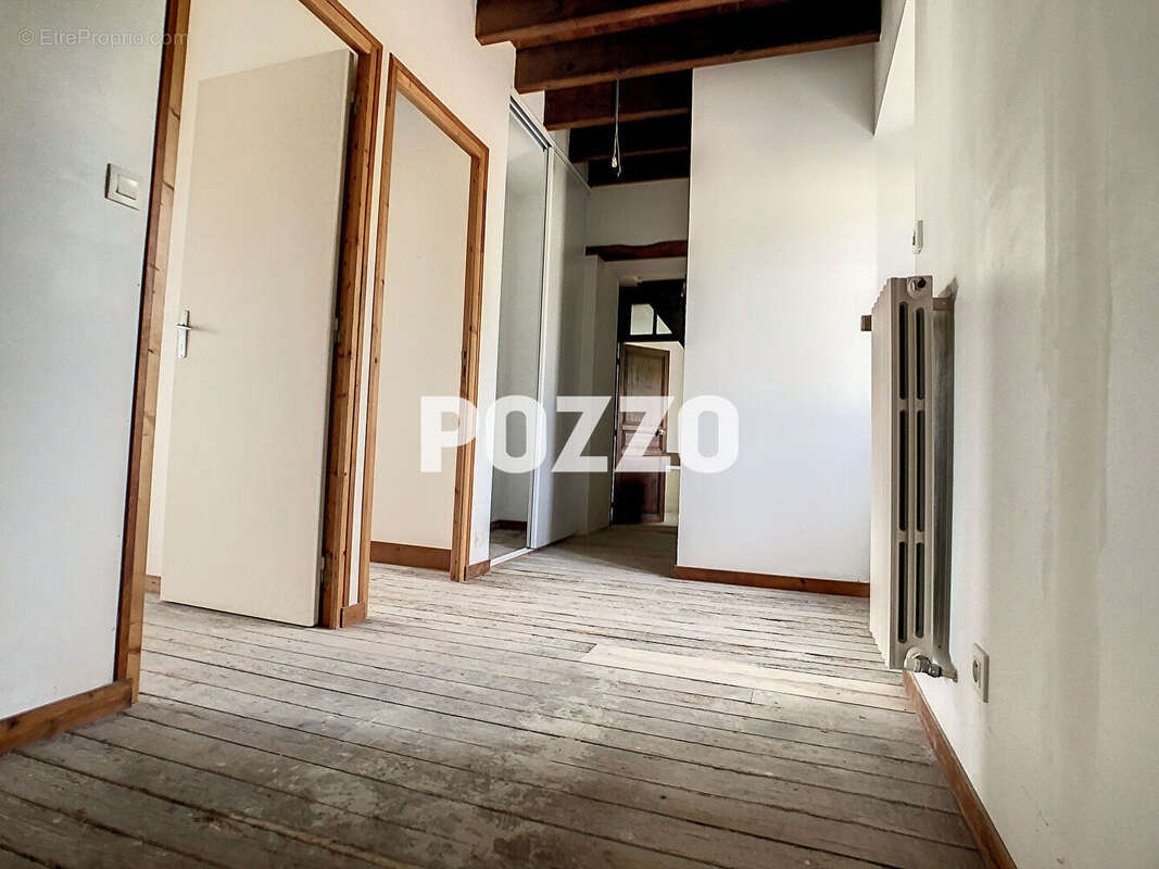 Maison à SAINT-SAMSON-DE-BONFOSSE