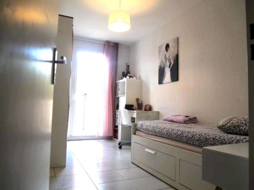 Appartement à MARSEILLE-13E