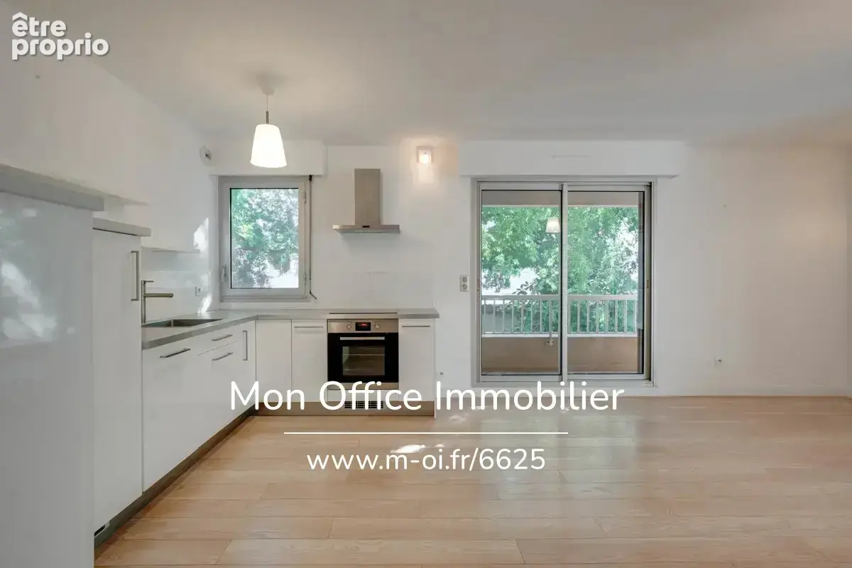 Référence : B491030-CLA - Appartement 2 pièces avec terrasse et box dans le 8e arrondissement de Marseille - photo 5