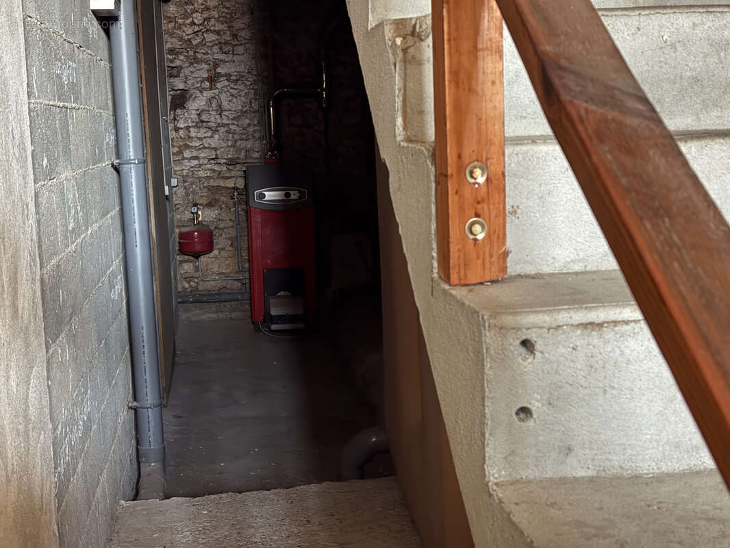 Maison de village en pierre avec grand garage   Villefranche-du-Périgord - photo 10