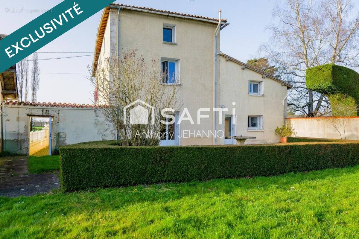 Photo 1 - Maison à EXIREUIL