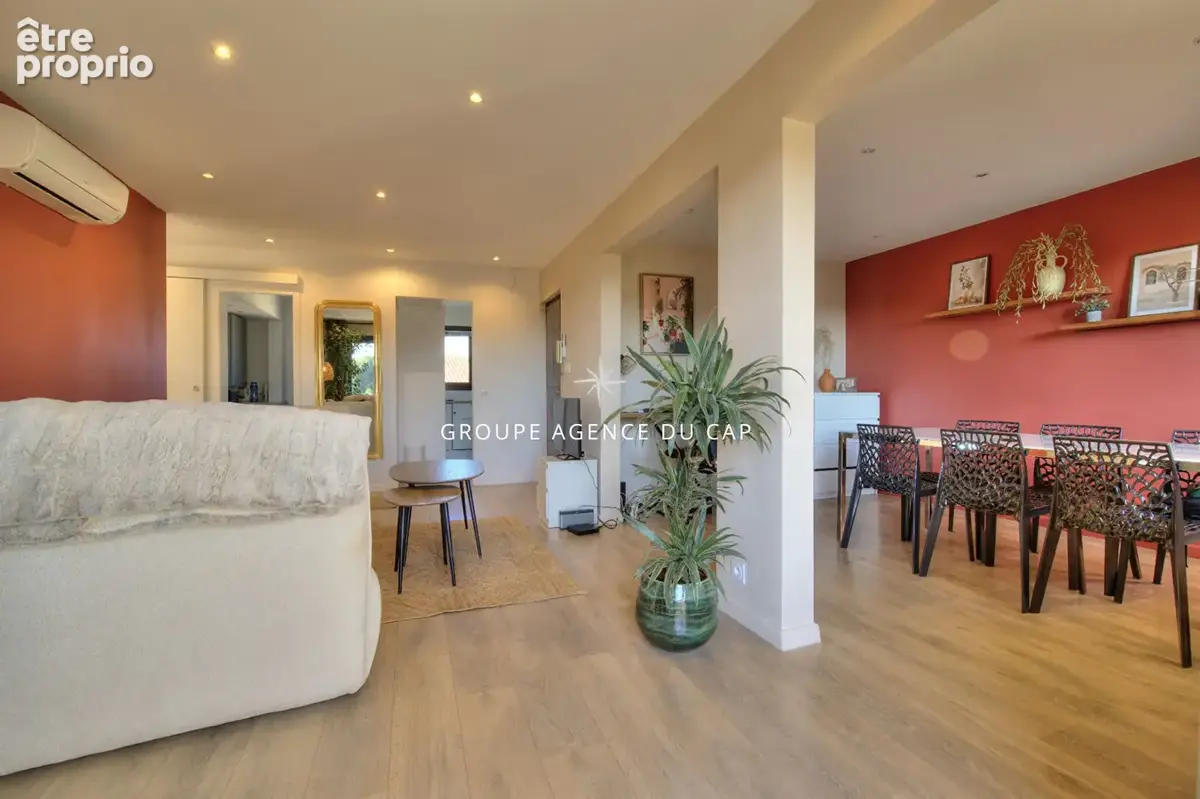 Appartement à SAINT-RAPHAEL