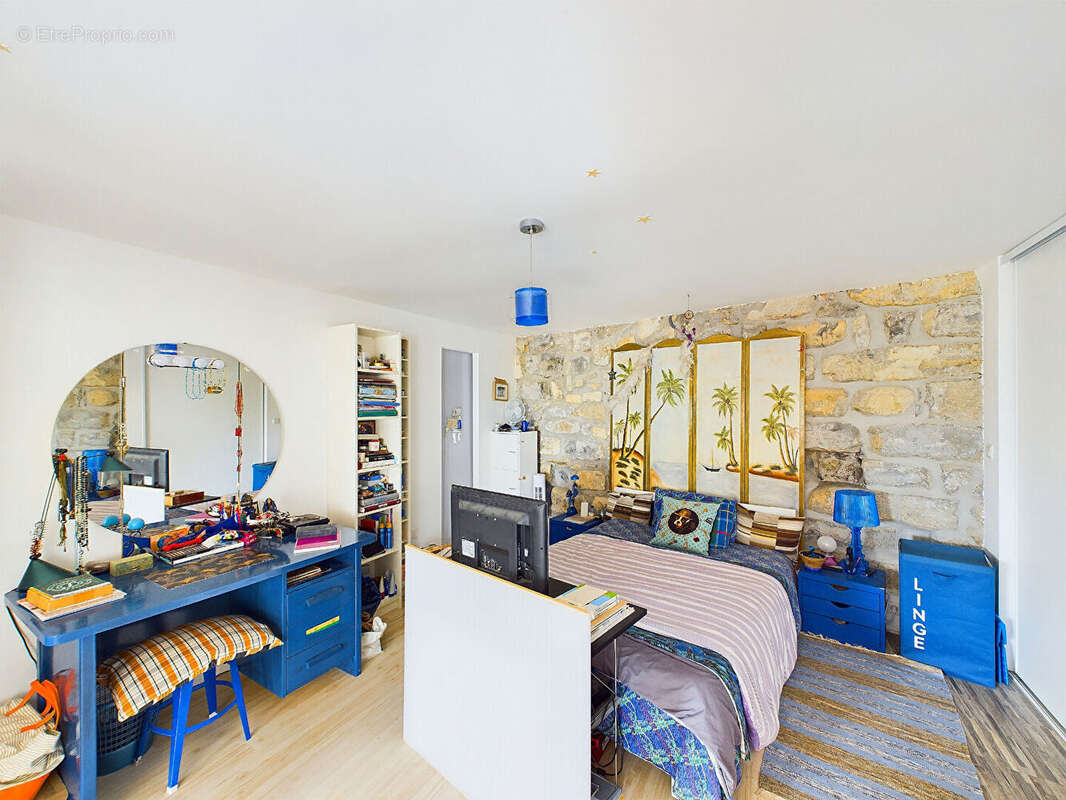 Loft de 245m²  sur 3 plateaux d'ans une ancienne filature  sur parcelle de 900m² situe a villeneuve de berg 07170 - photo 10