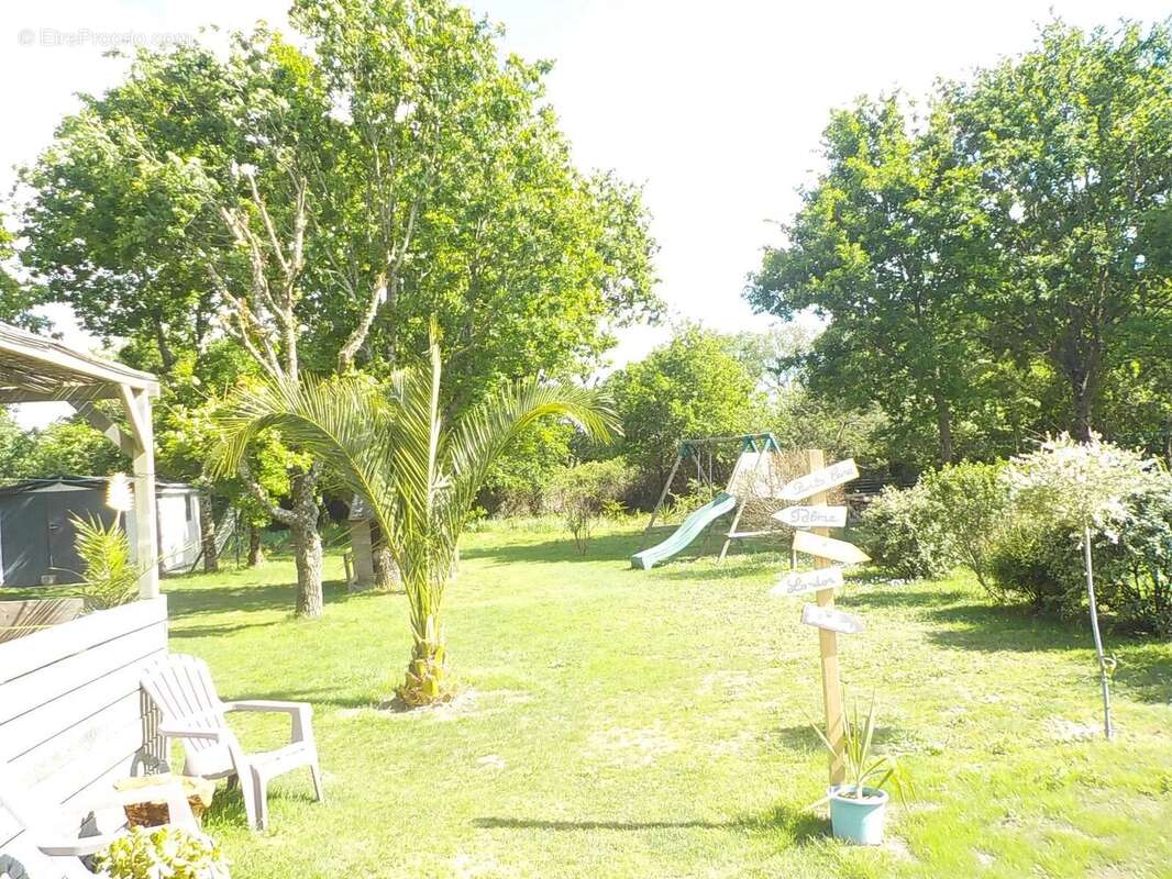 Maison à LA TURBALLE