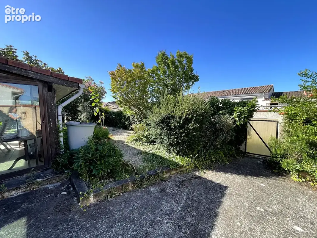 A VENDRE Maison T4 de plain-pied avec véranda, garage. Terrain de 502 m² - photo 11