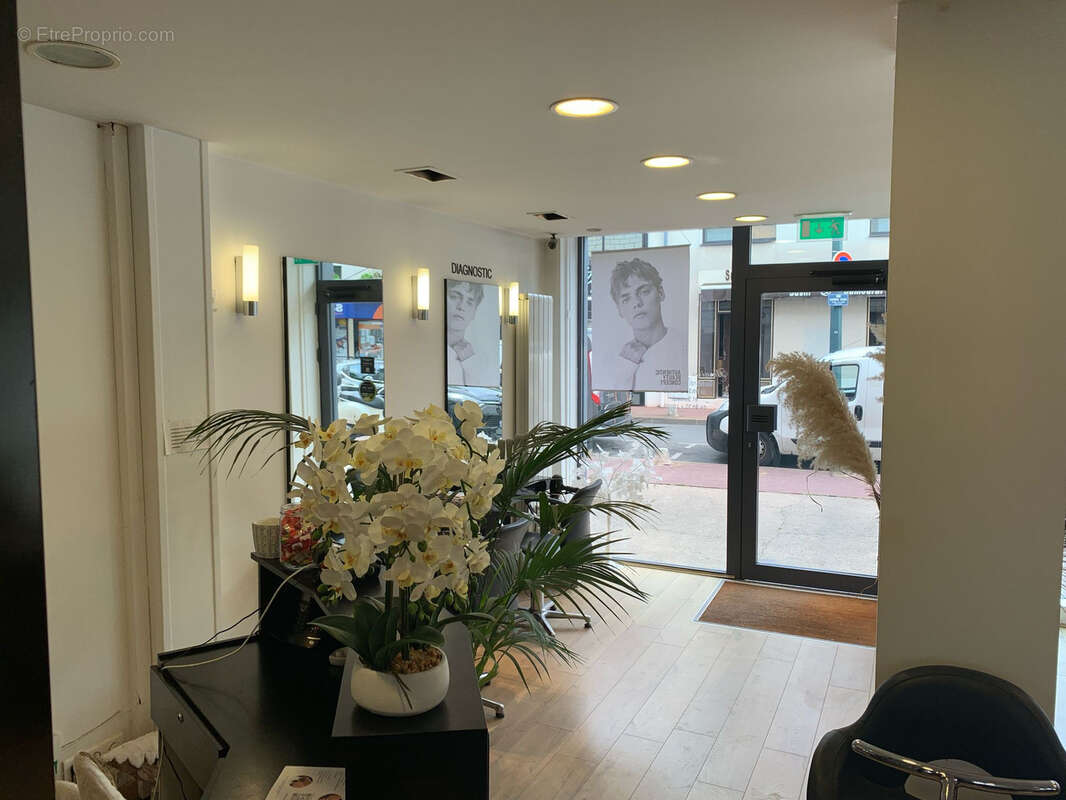 Commerce à SAINT-MAUR-DES-FOSSES