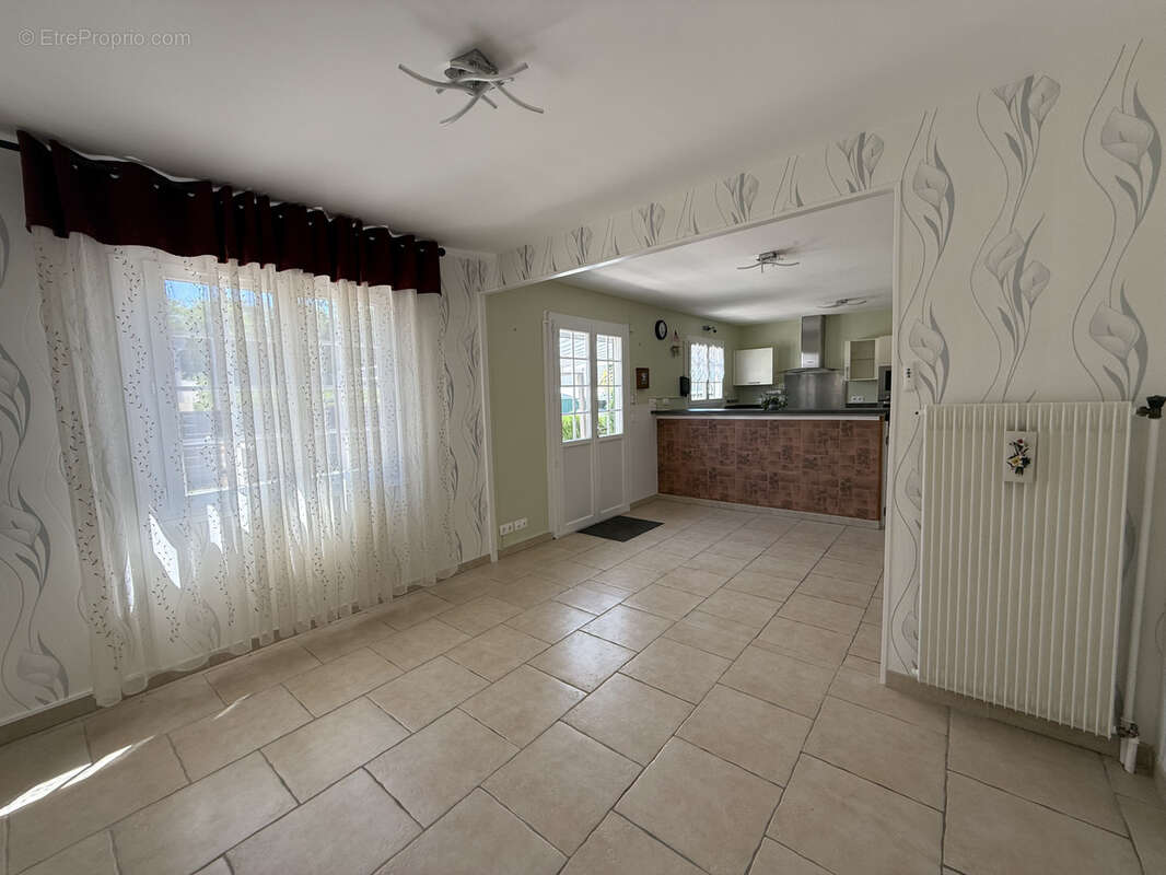 Maison de plain-pied - Salbris - photo 4