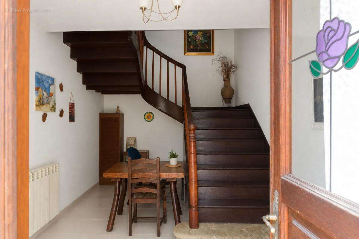 Maison à LABATUT-RIVIERE