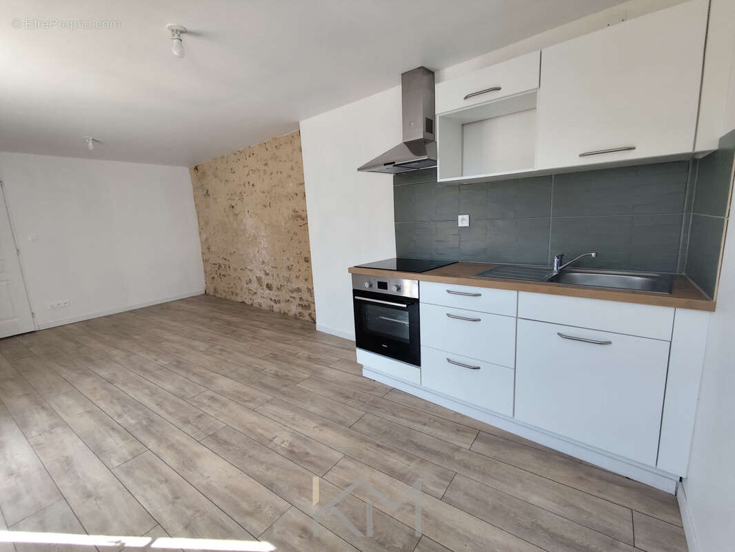 Appartement à ITEUIL