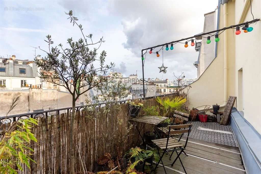 Appartement à PARIS-3E
