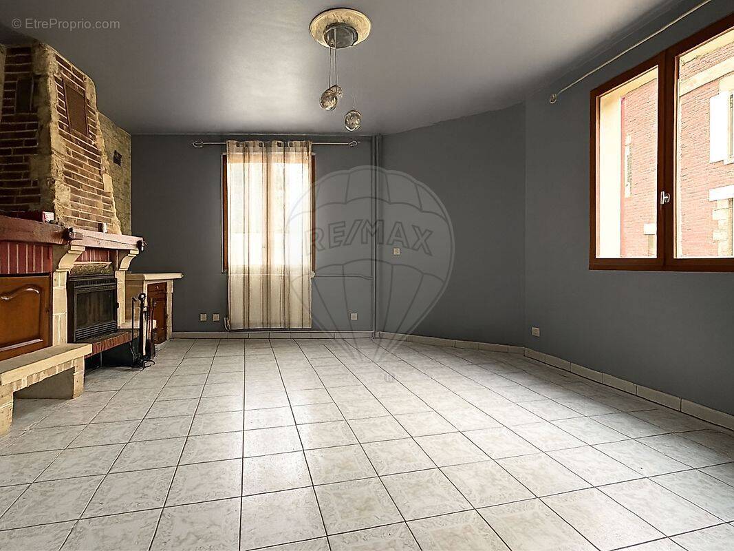 Maison à MONTATAIRE