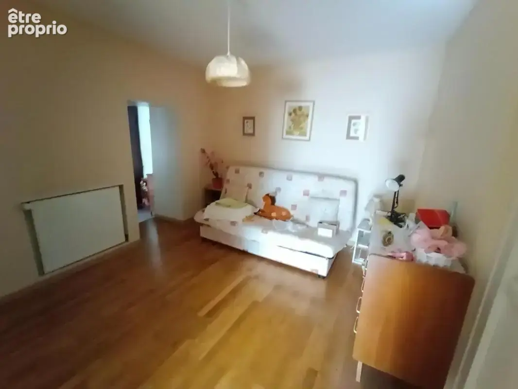Maison de bourg à fort potentiel - photo 6