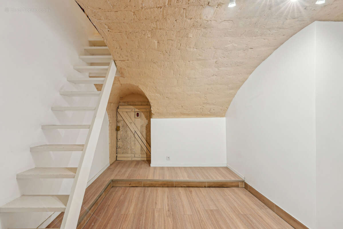 Appartement à PARIS-9E