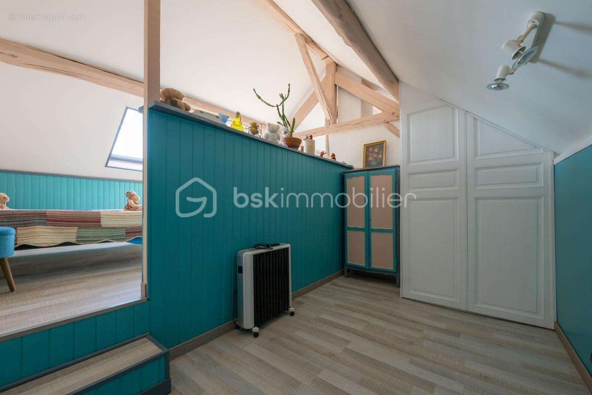 Maison à VILLEBOUGIS