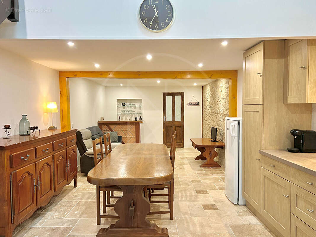 Maison à VILLEFRANCHE-DE-LONCHAT