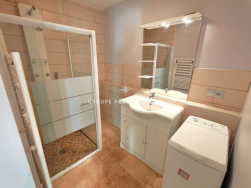 A vendre - appartement 2 pieces centre ville - 200m de la mer - garage en option - saint aygulf - photo 12