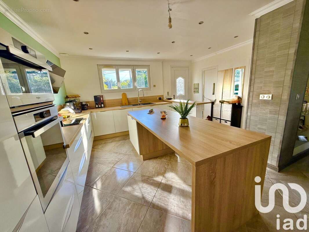 Photo 2 - Maison à LA CHARITE-SUR-LOIRE